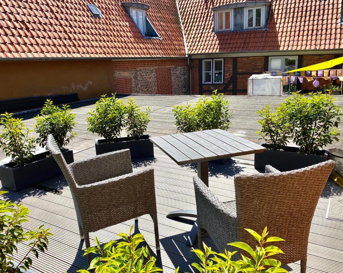 Schoene Ferienwohnungen Teilweise Mit Dachterrasse Im Herzen Von إتسهويه المظهر الخارجي الصورة